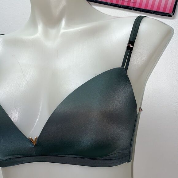 🔥VICTORIA SECRET set padded no wire SZ32D/M New - Picture 3 of 9